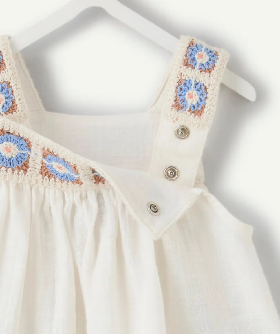 Blouse bébé fille blanche broderie crochet