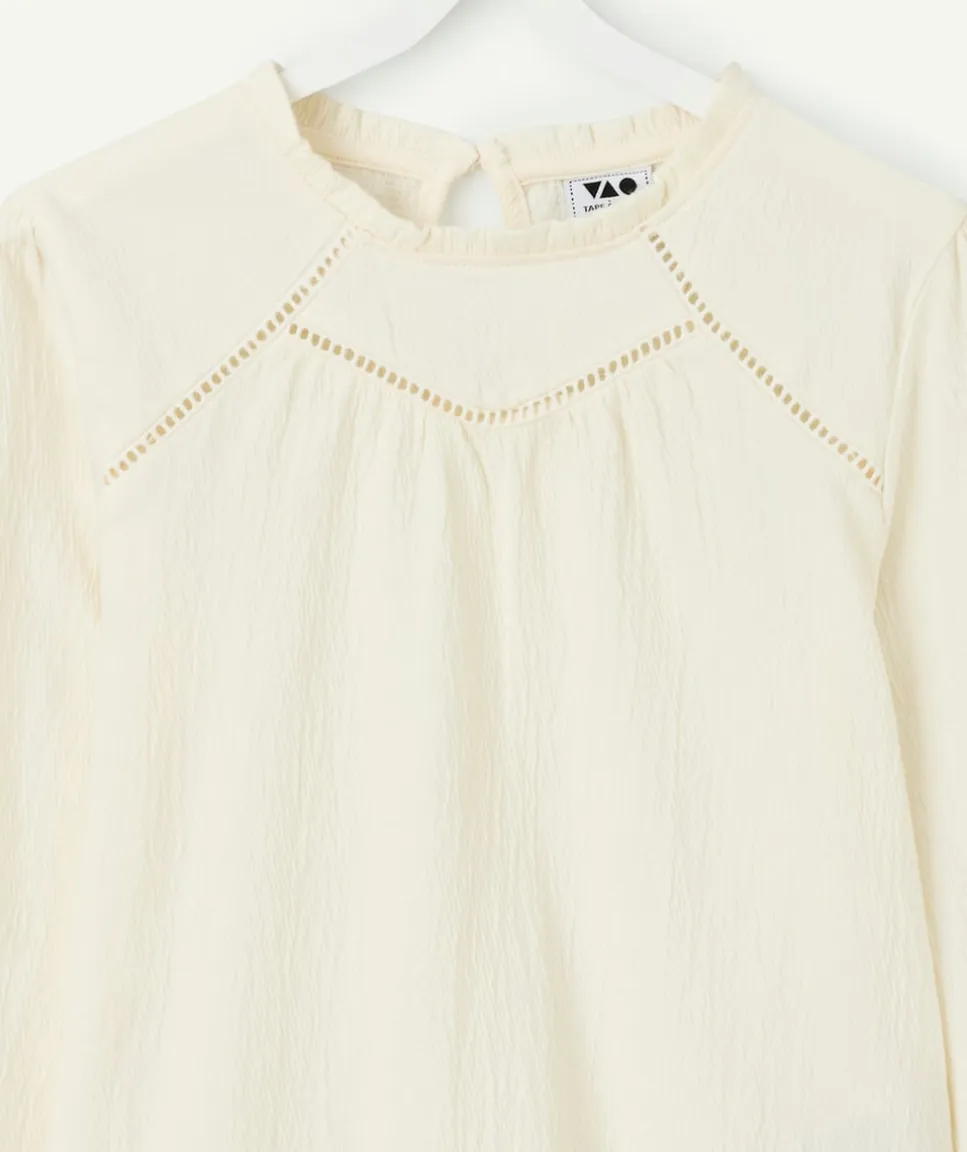 Blouse fille écru avec détails ajourés