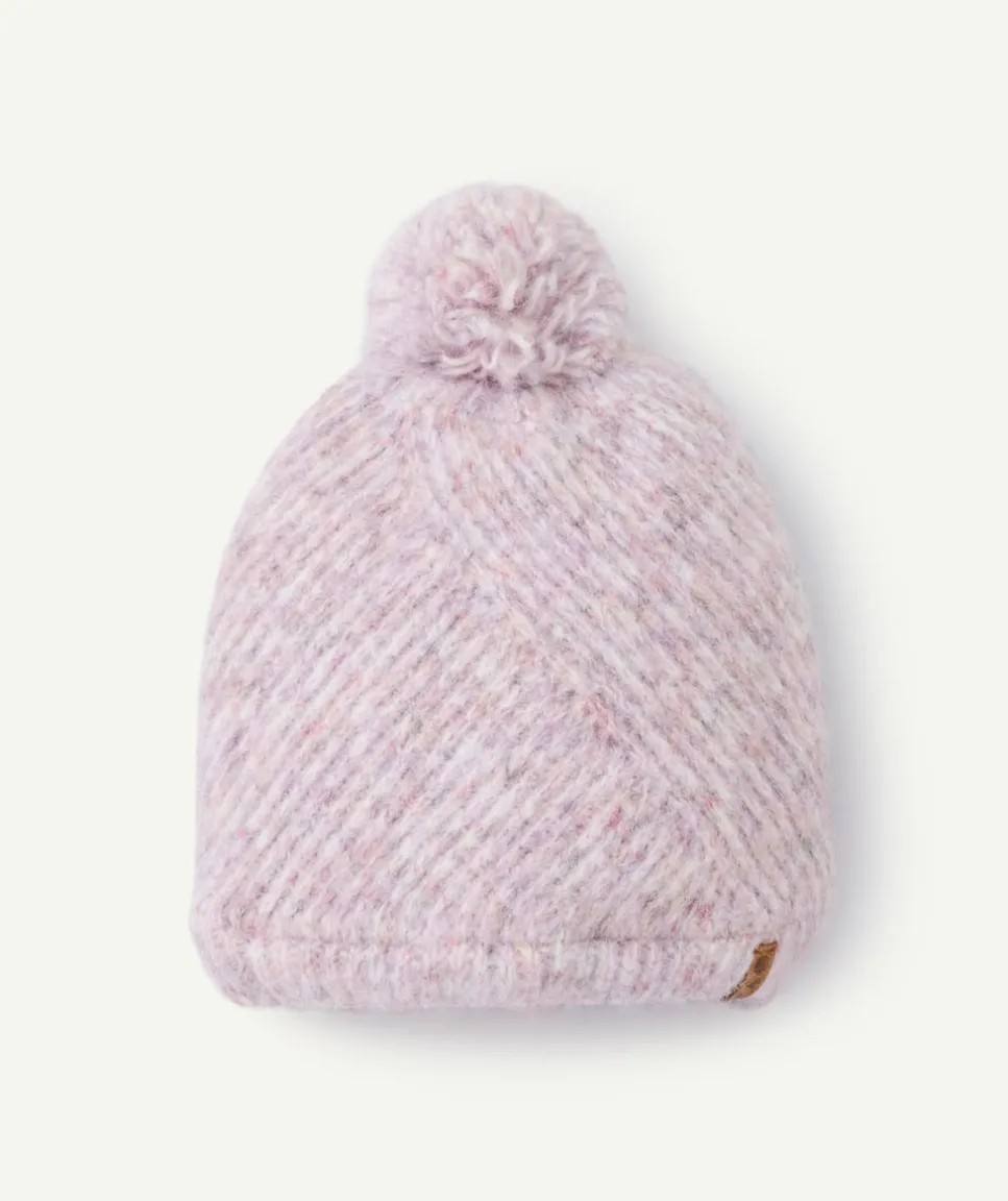 Bonnet fille tricoté en fibres recyclées à pompon rose pastel