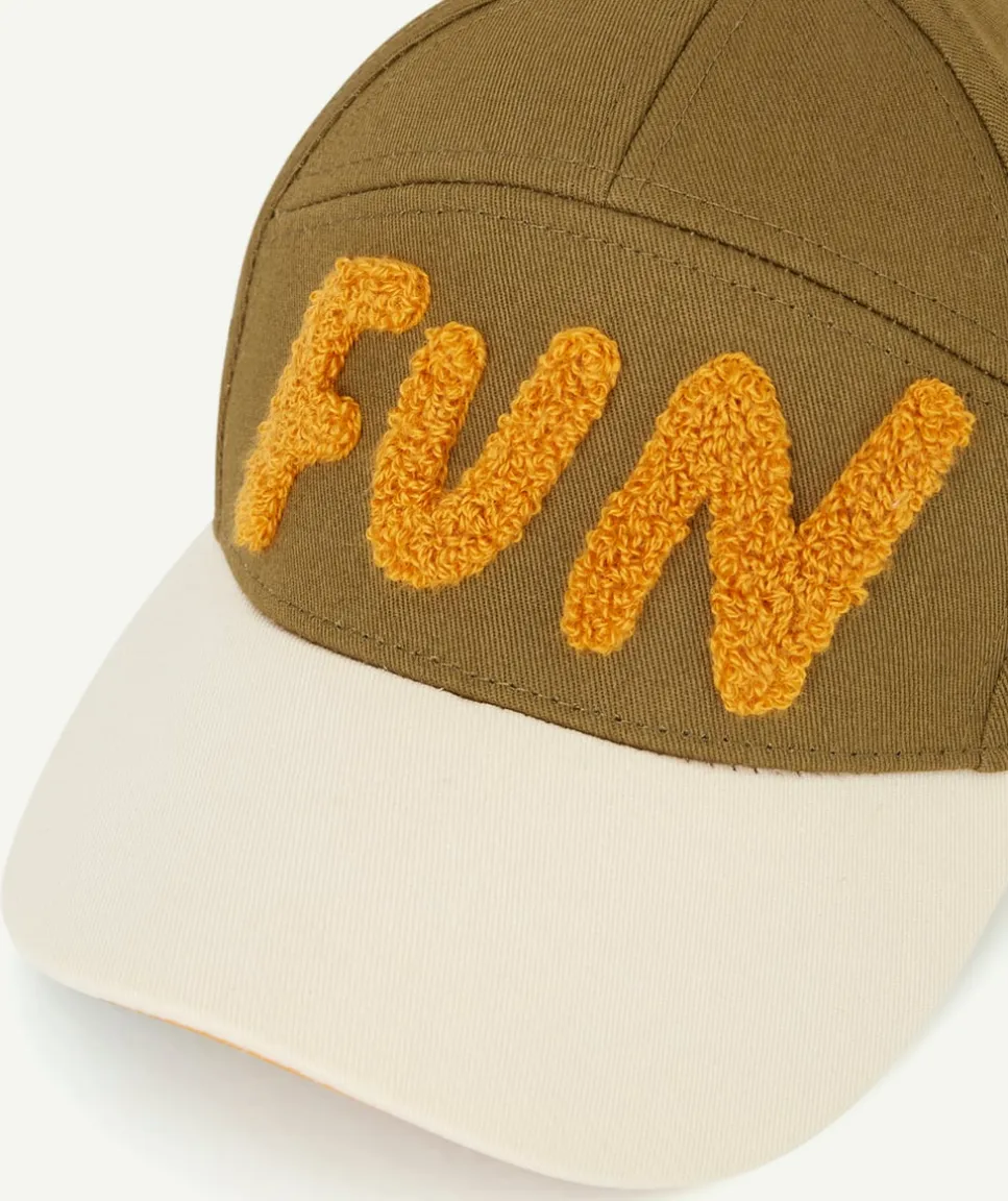 Casquette vert olive avec message fun en bouclette