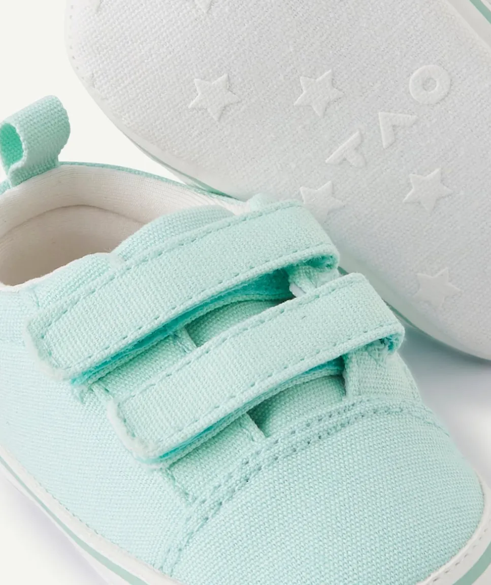 Chausson menthe style baskets à scratchs bébé fille