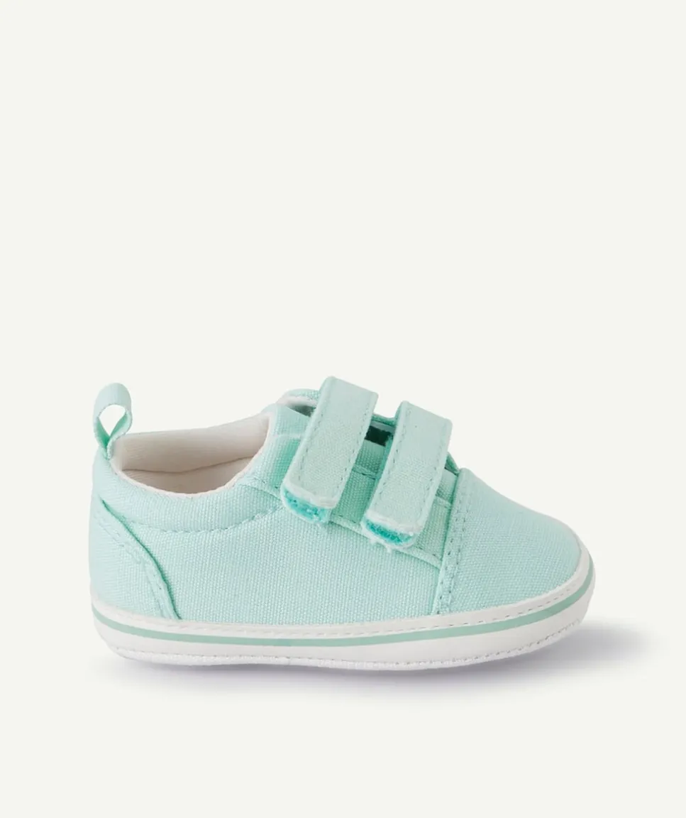 Chausson menthe style baskets à scratchs bébé fille
