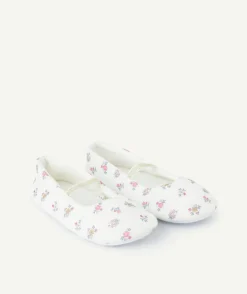 Chaussons fille blancs imprimés floraux