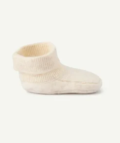 Chaussons naissance en fibres recyclées écru