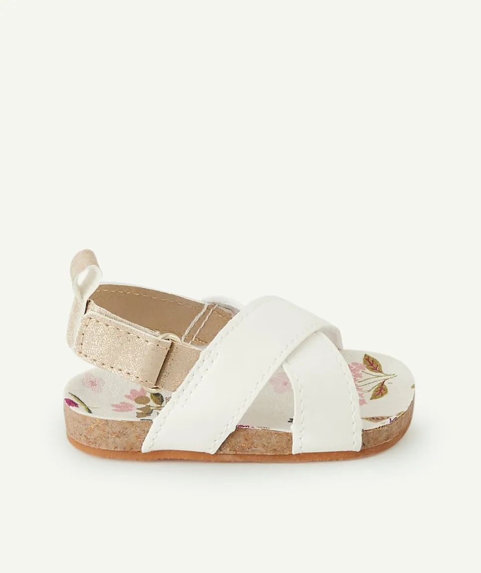 Chaussons style sandales bébé fille blanc et couleur dorée