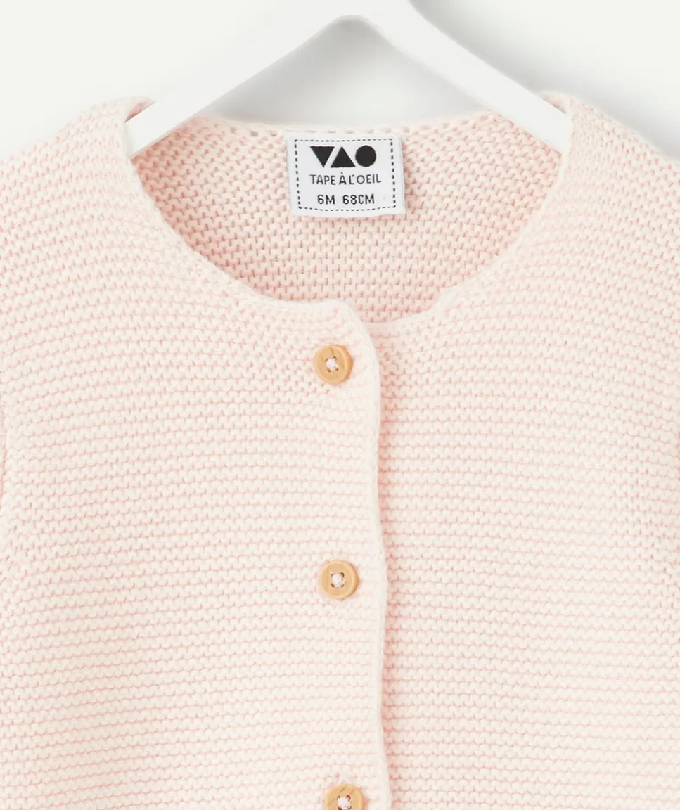 Gilet naissance fille en maille rose pâle