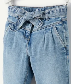 Jean fille mom denim bleu avec ceinture
