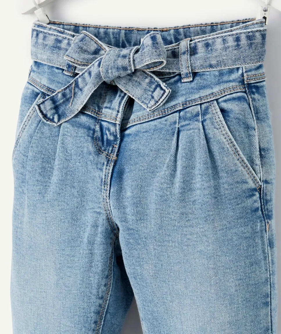 Jean fille mom denim bleu avec ceinture