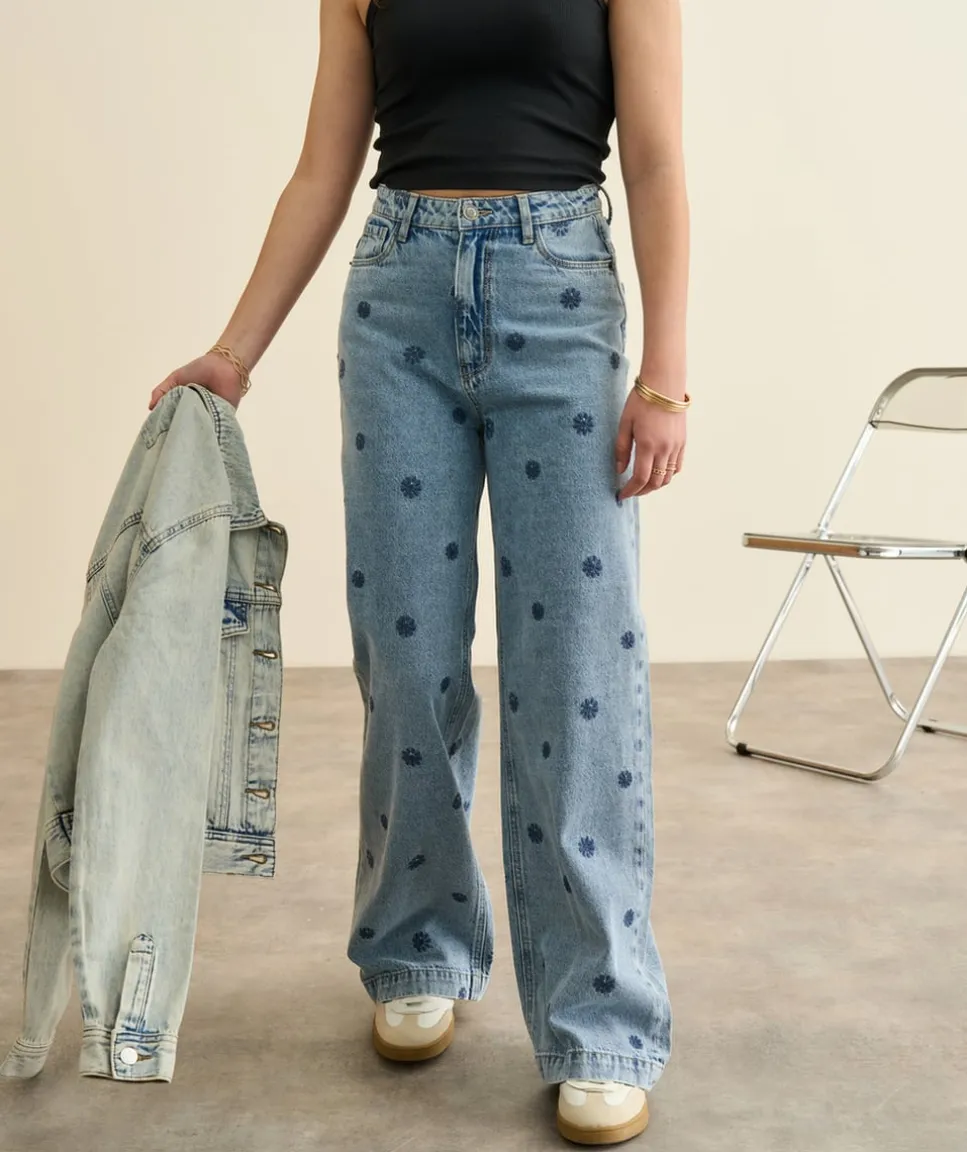 Jean fille wide leg broderie fleurs bleues
