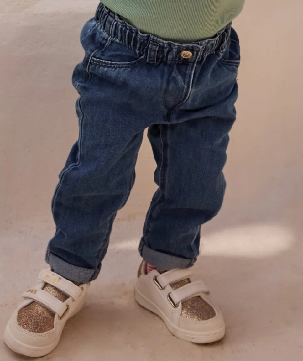 Jean relax bleu pour bébé fille