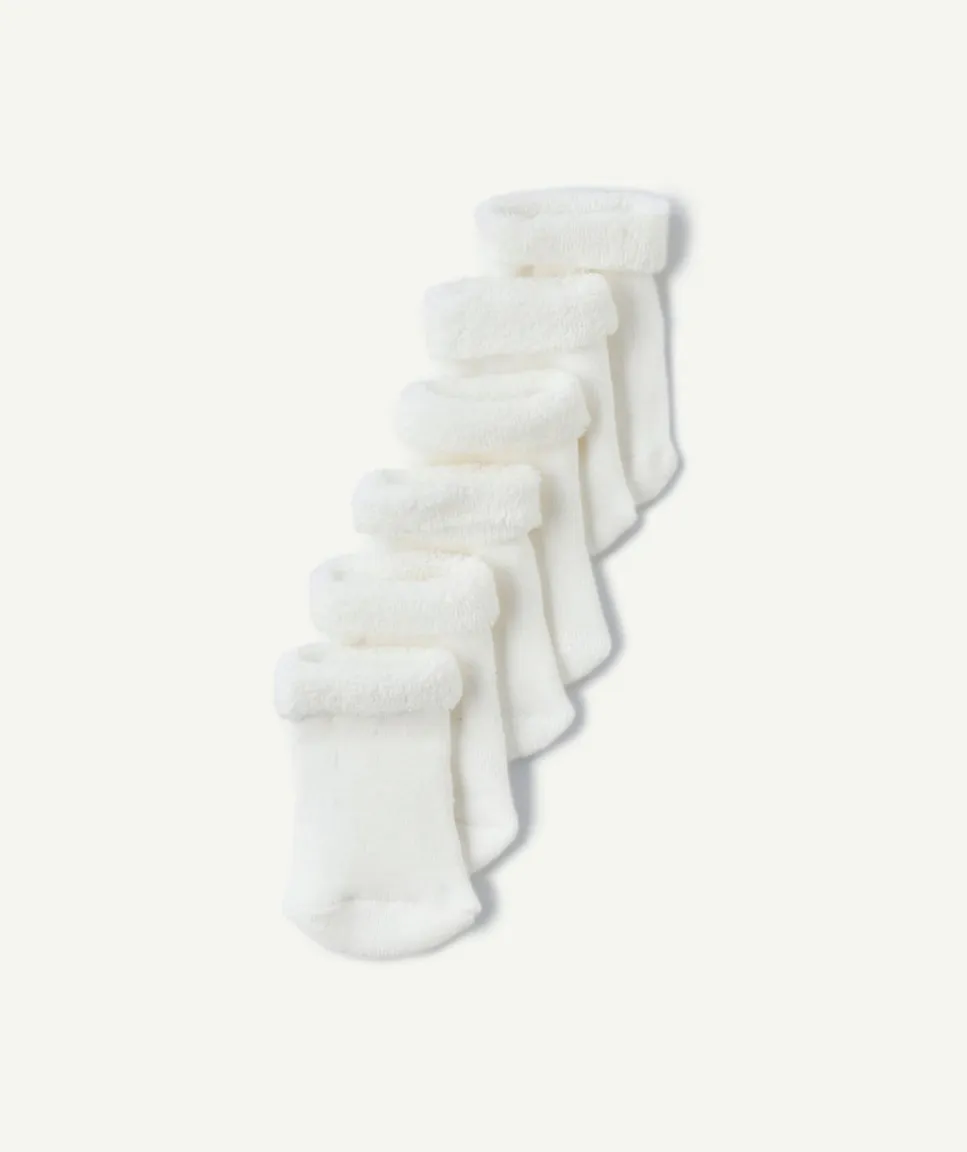 Le lot de 3 paires de chaussettes de naissance