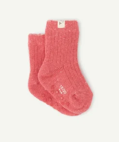 Les chaussettes anti-dérapantes roses