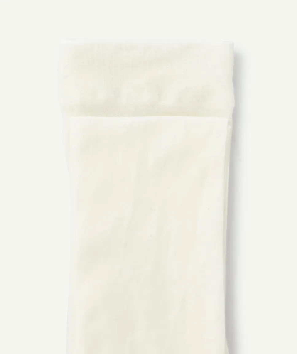 Les collants blancs en voile