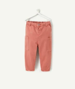 Pantalon relax bébé garçon en fibres recyclées rose avec poches