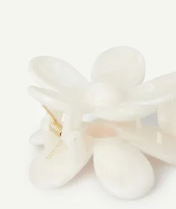 Pince à cheveux fleur fille blanche