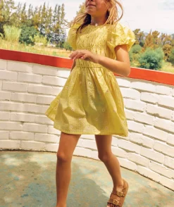Robe fille jaune à broderies florales