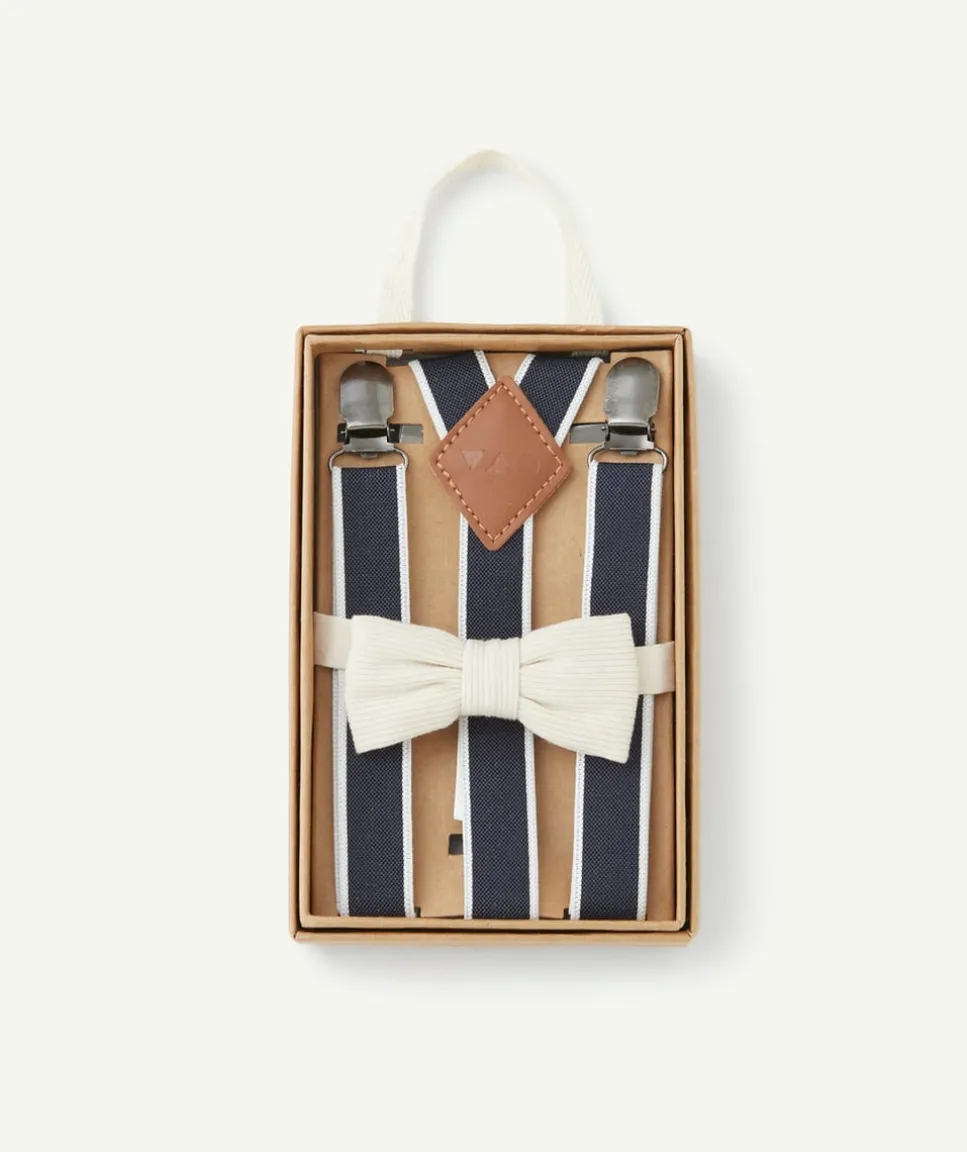 Set garçon avec bretelles élastiquées bleues et noeud papillon beige