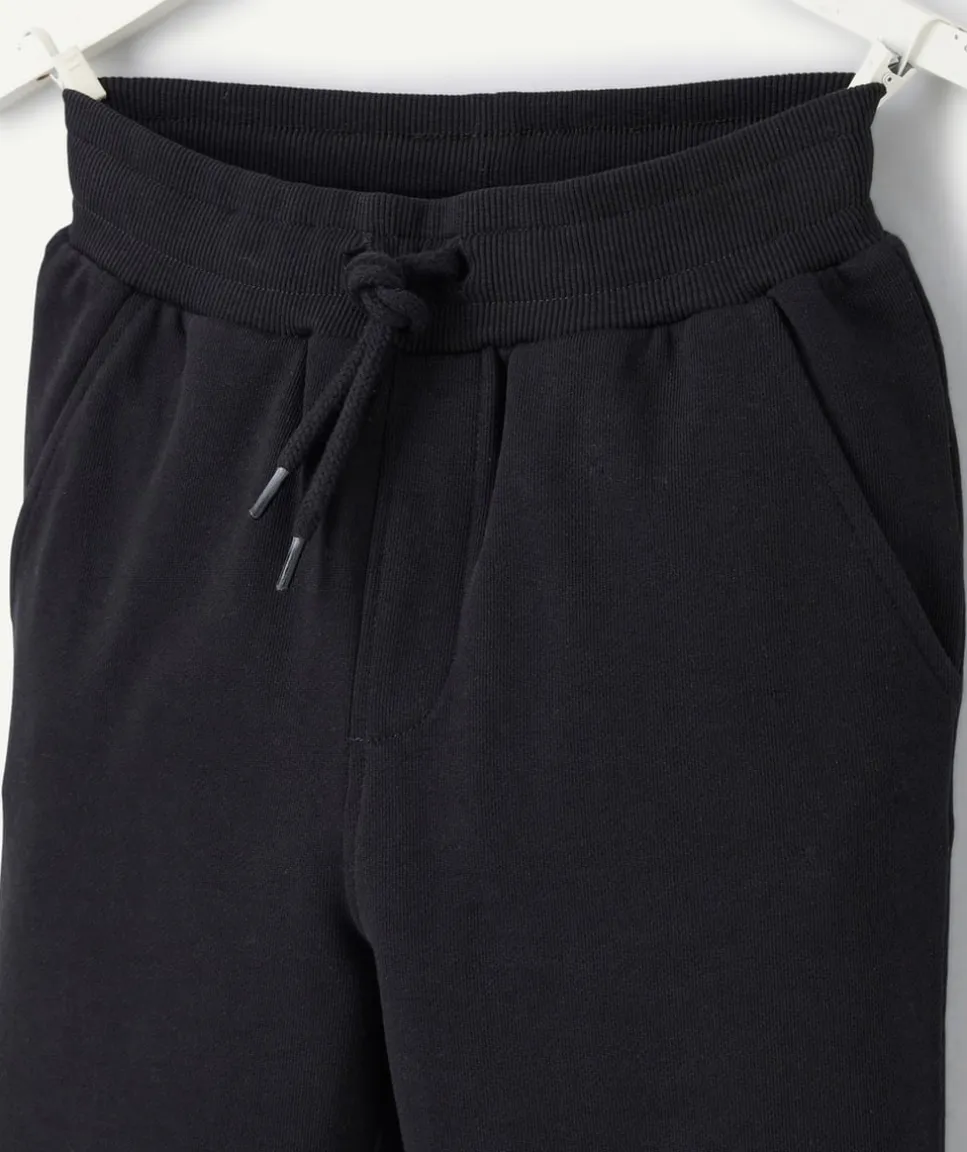 Short garçon noir décontracté