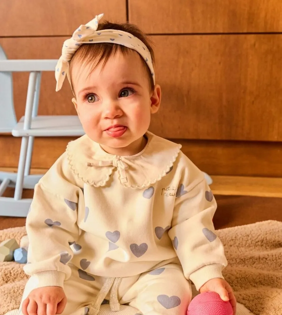 Sweat bébé fille imprimé cœurs