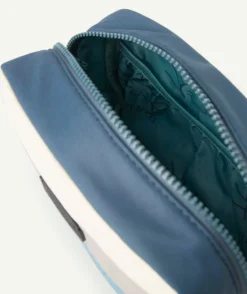 Trousse bleue imperméale enfant en fibres recyclées