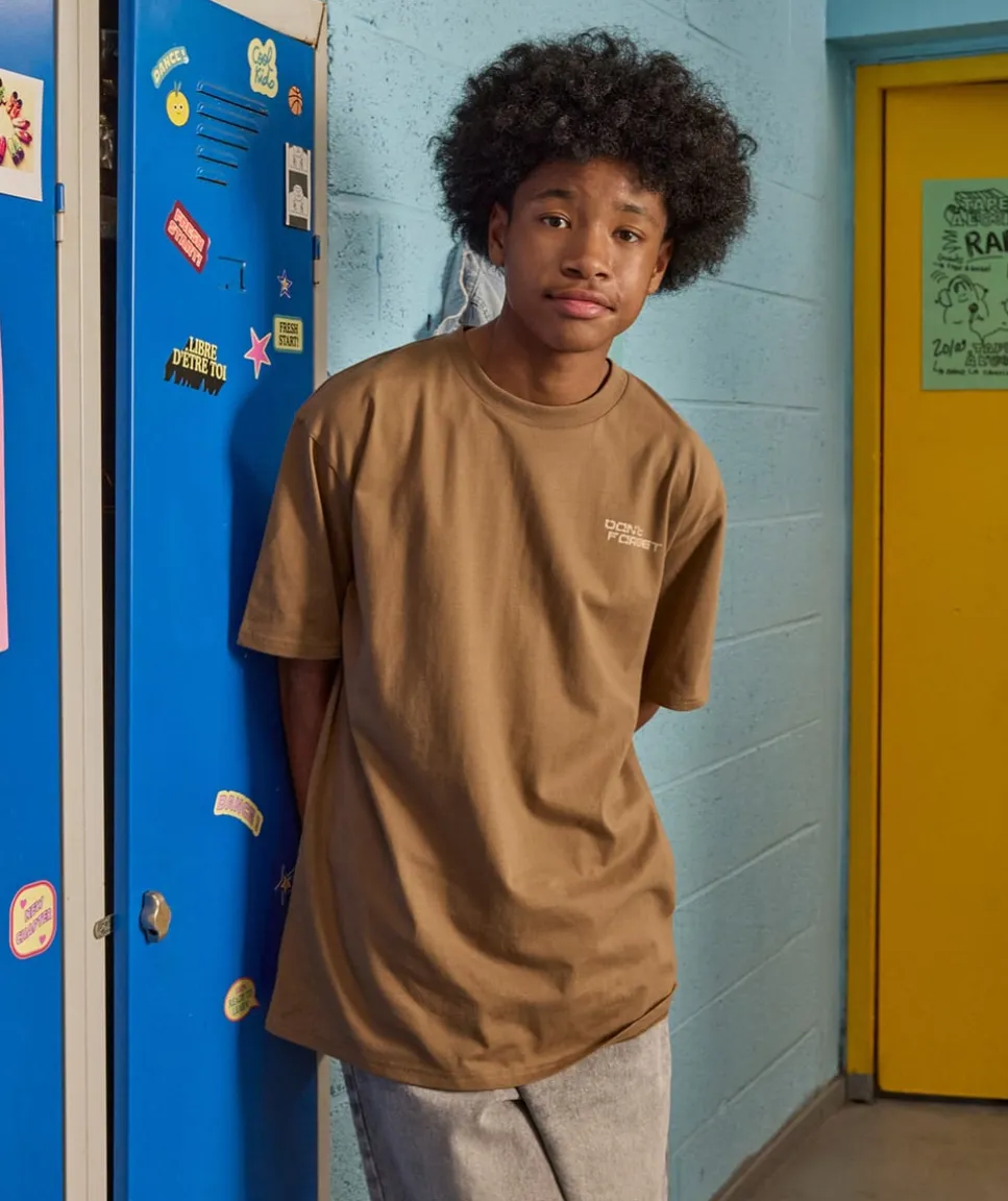 T-shirt garçon oversize marron imprimé