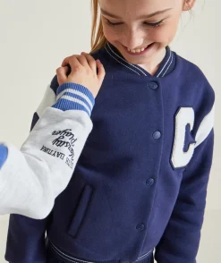 Veste teddy fille en fibres recyclées bleu marine avec patch lettre